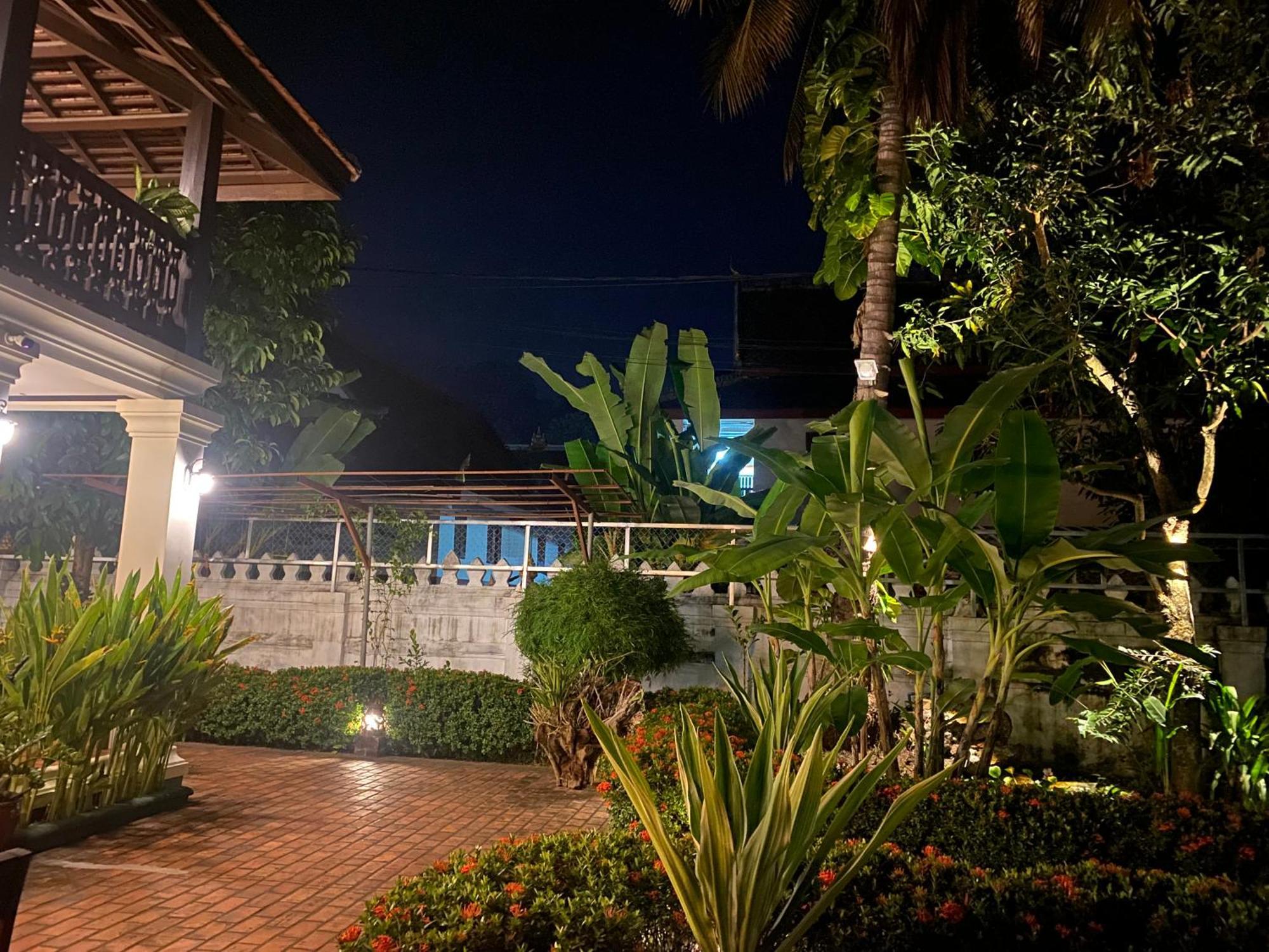 Luang Prabang Residence & Travel Bagian luar foto