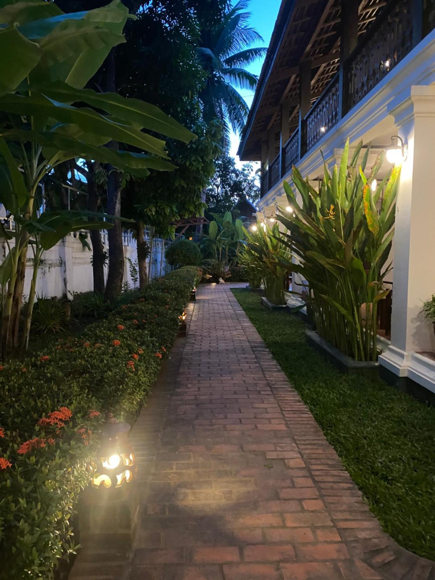 Luang Prabang Residence & Travel Bagian luar foto