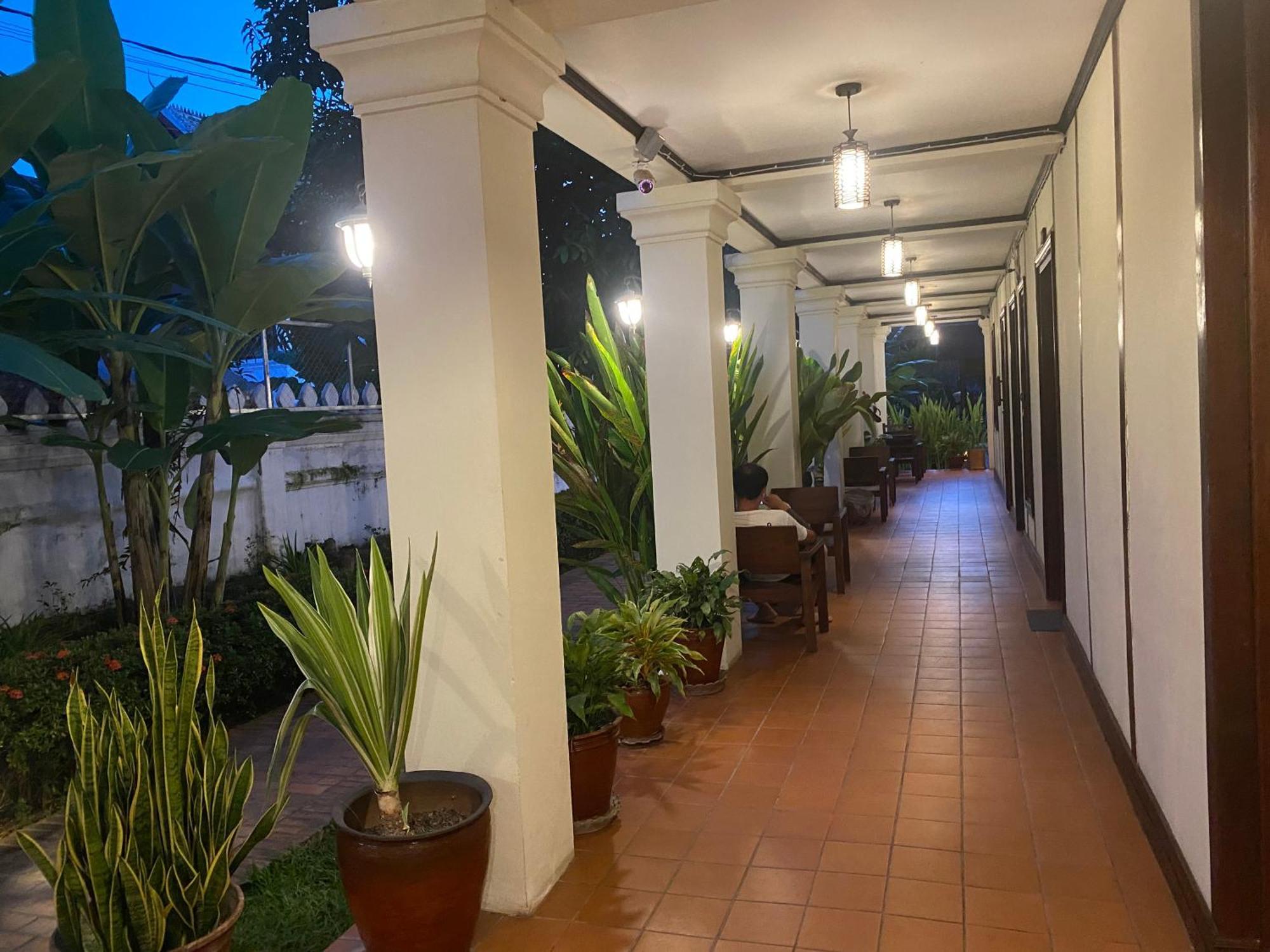 Luang Prabang Residence & Travel Bagian luar foto
