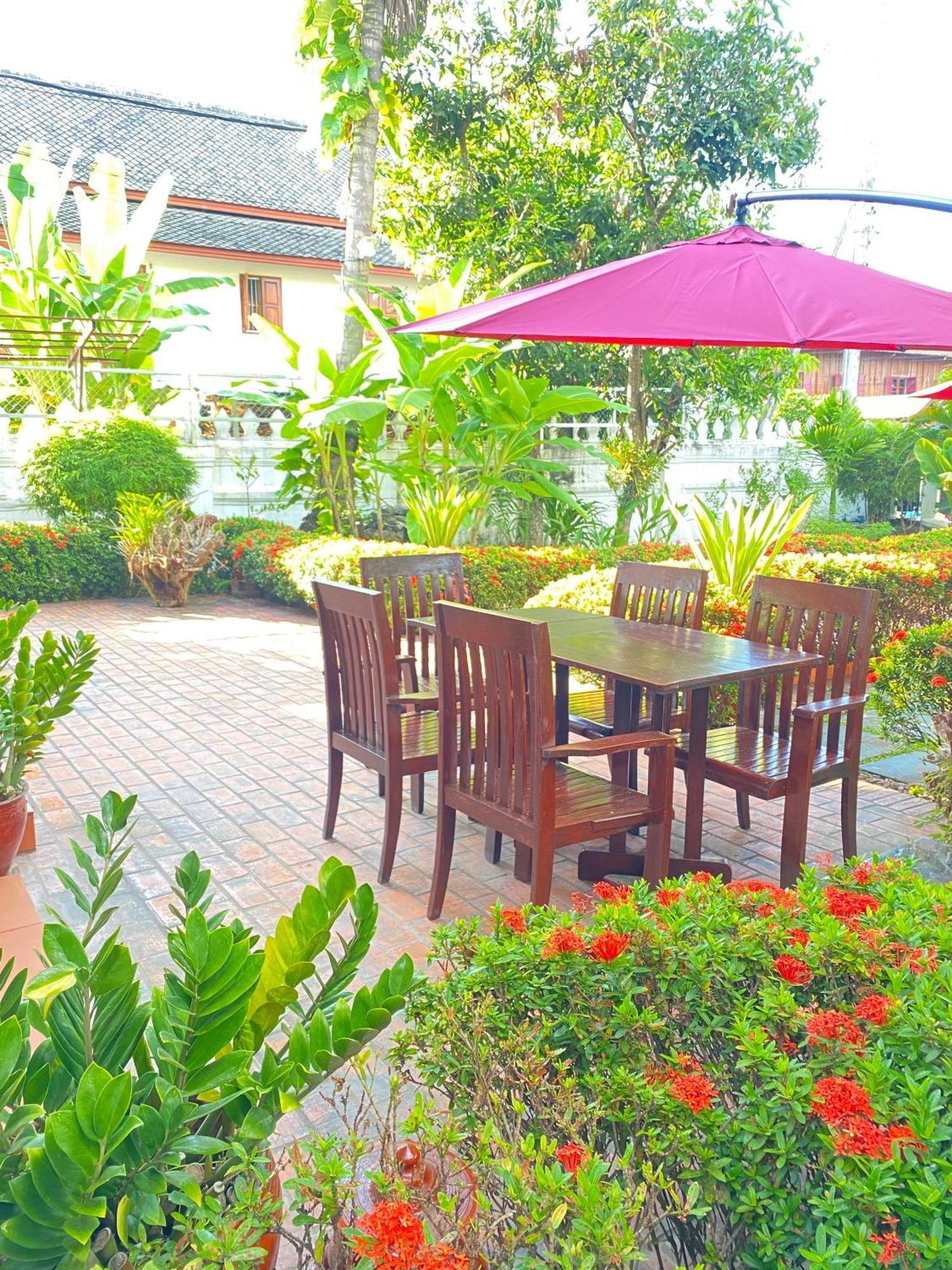 Luang Prabang Residence & Travel Bagian luar foto
